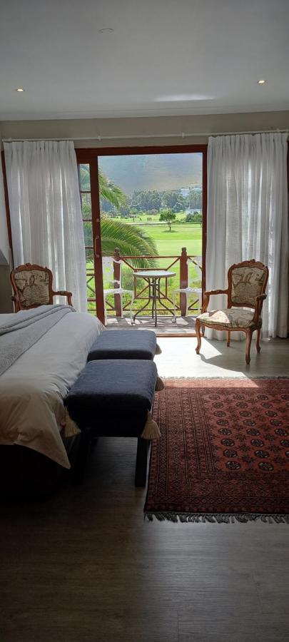 Mulligans Guest Lodge Херманус Экстерьер фото